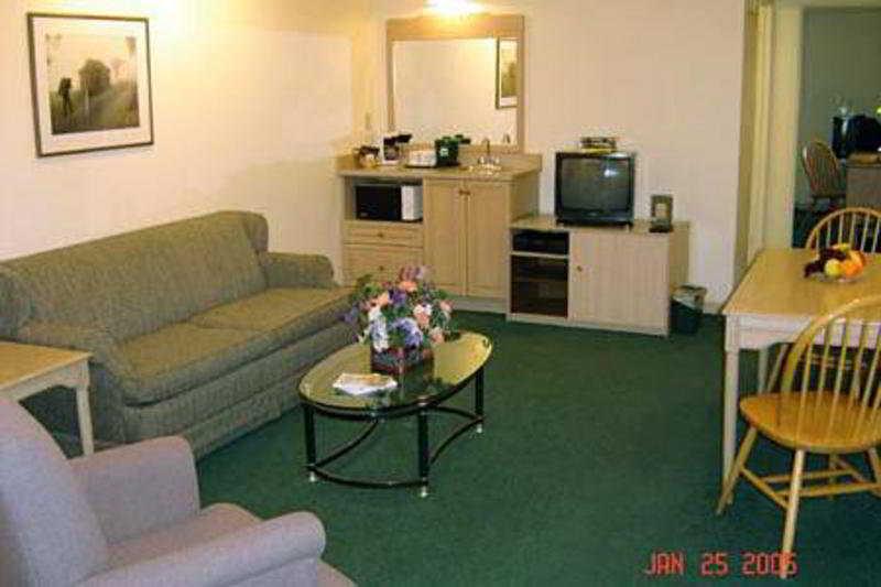 Holiday Inn Express Hotel & Suites Uptown Fredericton By Ihg Phòng bức ảnh