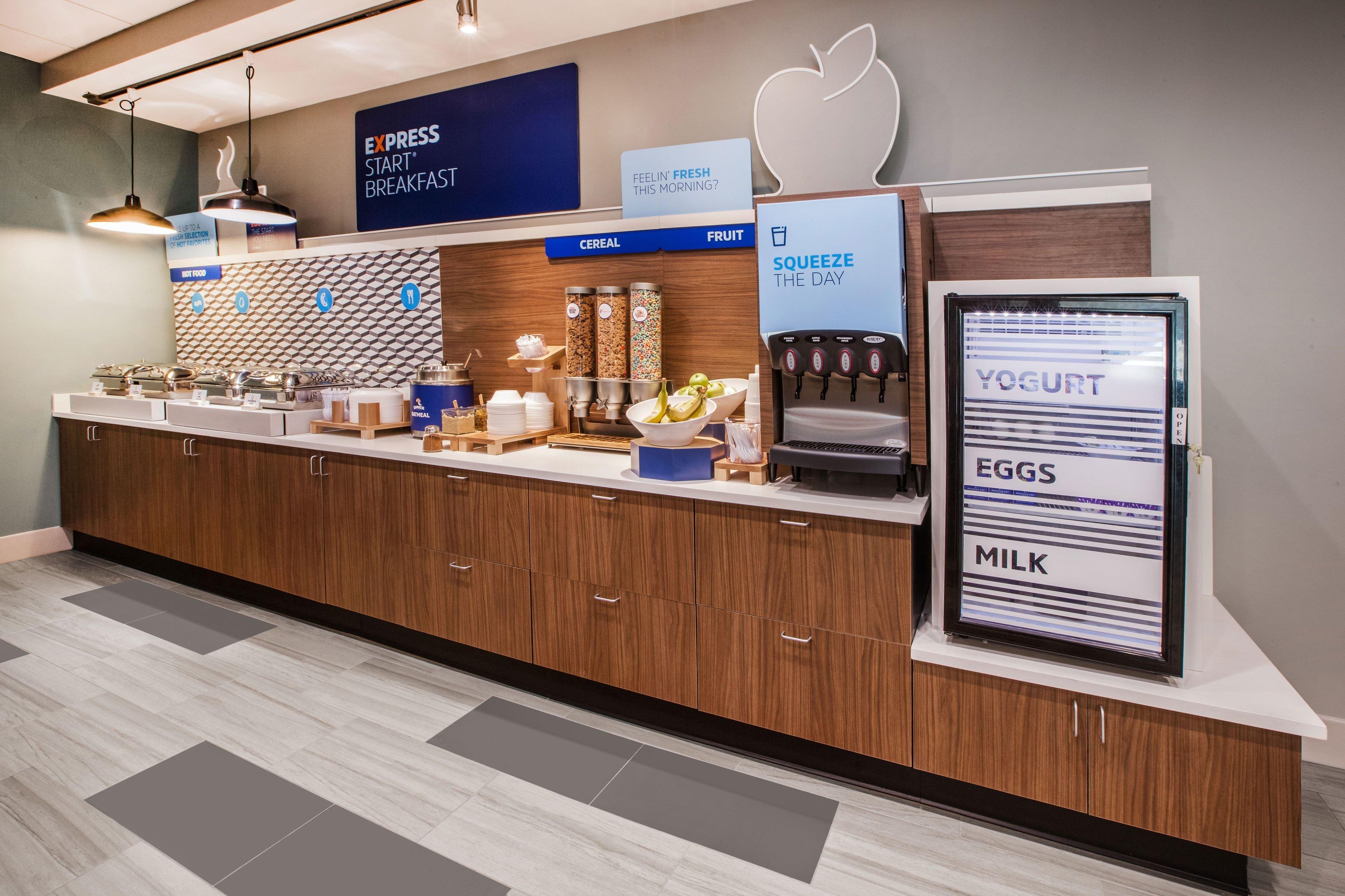 Holiday Inn Express Hotel & Suites Uptown Fredericton By Ihg Ngoại thất bức ảnh