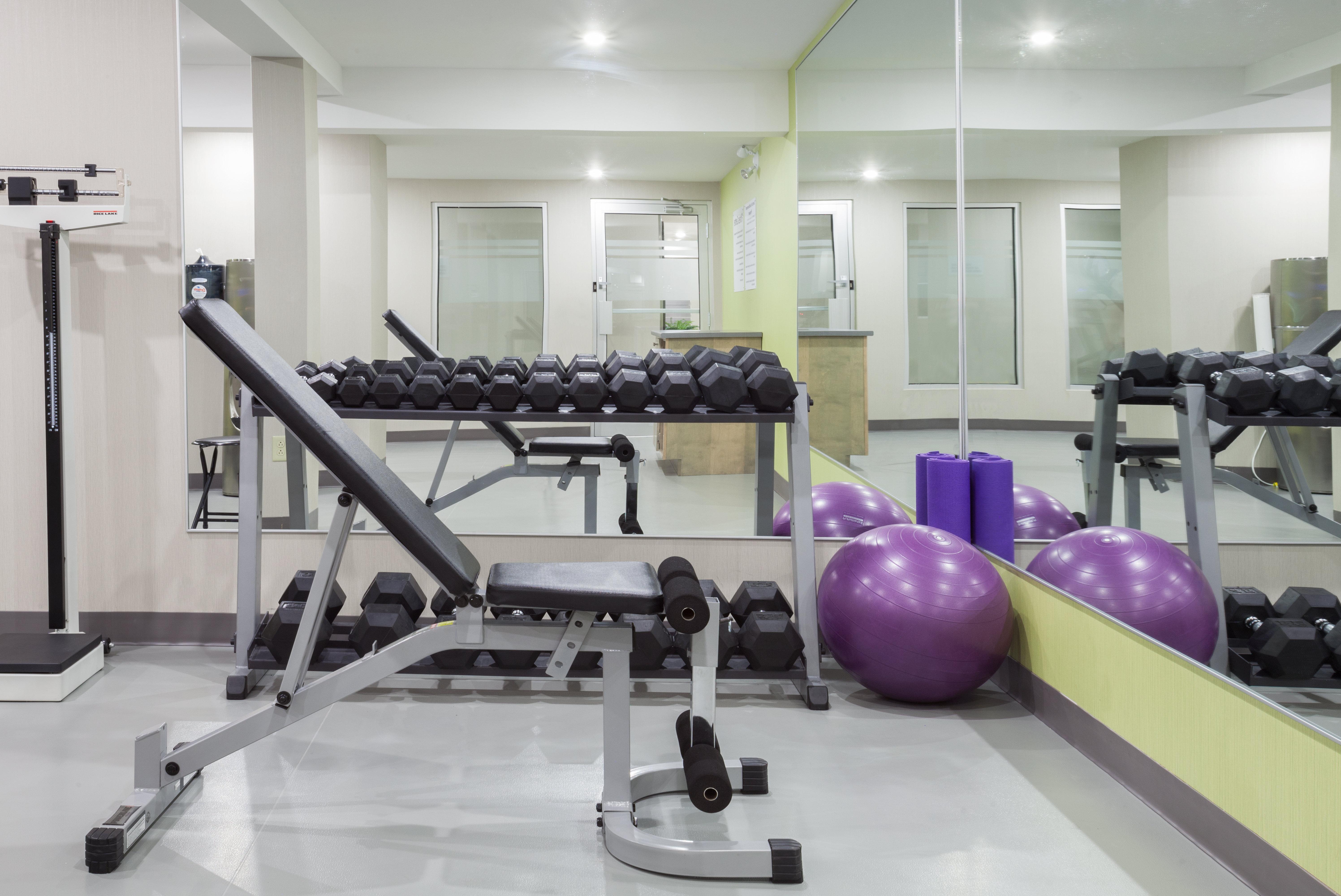 Holiday Inn Express Hotel & Suites Uptown Fredericton By Ihg Ngoại thất bức ảnh